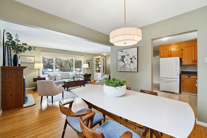 Photo 11 at 347 Clarendon Drive, Ancaster, Hamilton