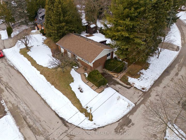 Photo 26 at 347 Clarendon Drive, Ancaster, Hamilton