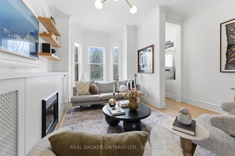 Photo 4 at 360 Wellesley Street E, South St. James Town, Toronto