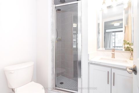 Photo 11 at 1007 - 23 Hollywood Avenue, Willowdale East, Toronto