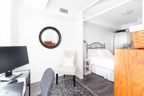 Photo 13 at 1007 - 23 Hollywood Avenue, Willowdale East, Toronto