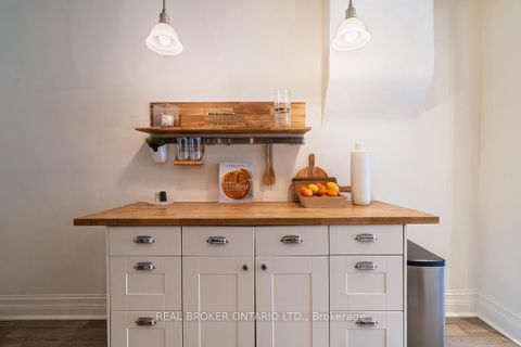 Photo 13 at 97 Major Street, University, Toronto