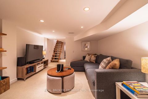 Photo 33 at 97 Major Street, University, Toronto