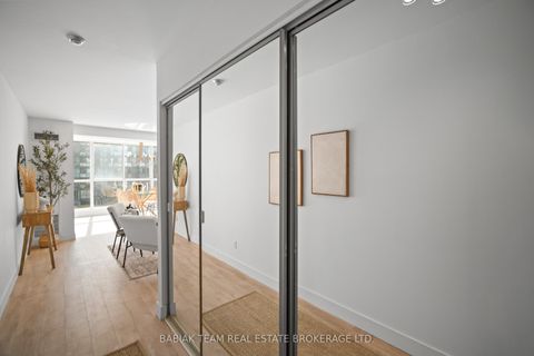 Photo 4 at 752 - 24 Southport Street, Swansea, Toronto