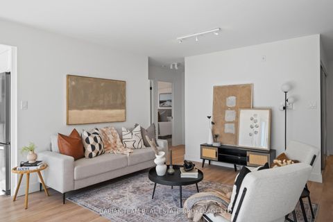 Photo 7 at 752 - 24 Southport Street, Swansea, Toronto