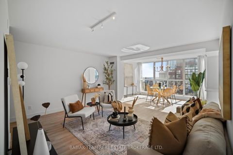 Photo 10 at 752 - 24 Southport Street, Swansea, Toronto