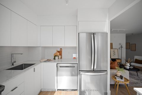 Photo 19 at 752 - 24 Southport Street, Swansea, Toronto