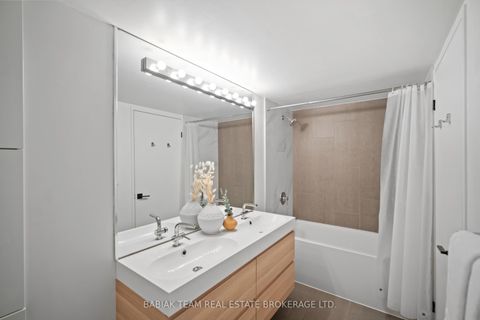 Photo 26 at 752 - 24 Southport Street, Swansea, Toronto