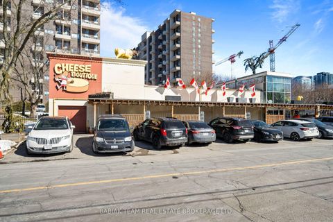 Photo 45 at 752 - 24 Southport Street, Swansea, Toronto