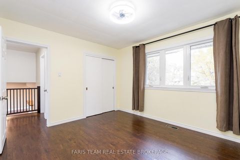 Photo 15 at 128 Rose Street, Wellington, Barrie