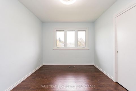 Photo 16 at 128 Rose Street, Wellington, Barrie