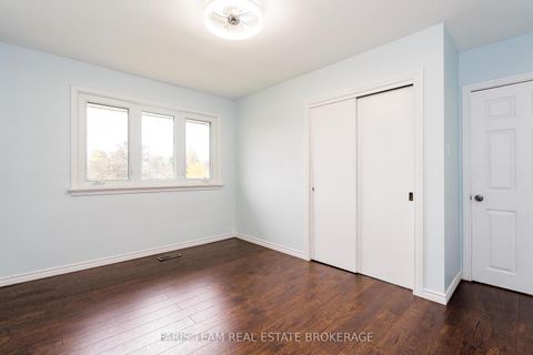 Photo 17 at 128 Rose Street, Wellington, Barrie