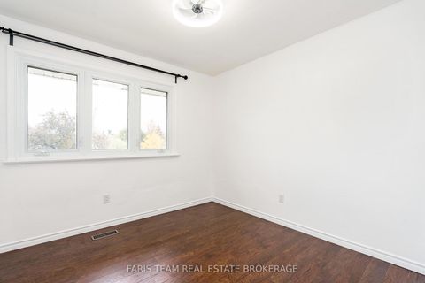 Photo 18 at 128 Rose Street, Wellington, Barrie