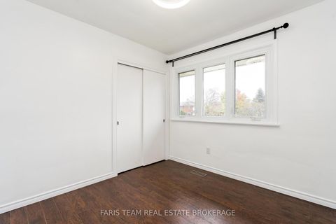 Photo 19 at 128 Rose Street, Wellington, Barrie