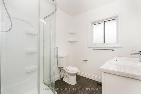 Photo 20 at 128 Rose Street, Wellington, Barrie