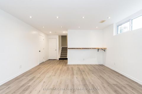 Photo 26 at 128 Rose Street, Wellington, Barrie