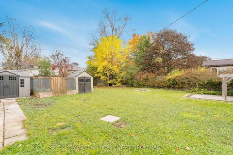 Photo 32 at 128 Rose Street, Wellington, Barrie