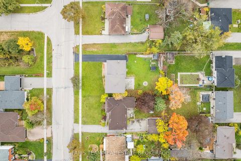 Photo 33 at 128 Rose Street, Wellington, Barrie