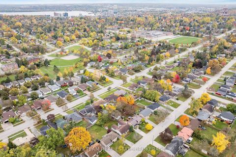 Photo 35 at 128 Rose Street, Wellington, Barrie