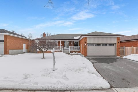 Photo 0 at 58 Keegan Crescent, York University Heights, Toronto