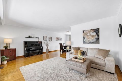 Photo 8 at 58 Keegan Crescent, York University Heights, Toronto
