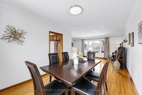 Photo 10 at 58 Keegan Crescent, York University Heights, Toronto