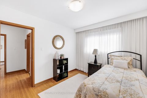 Photo 26 at 58 Keegan Crescent, York University Heights, Toronto