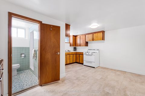 Photo 31 at 58 Keegan Crescent, York University Heights, Toronto