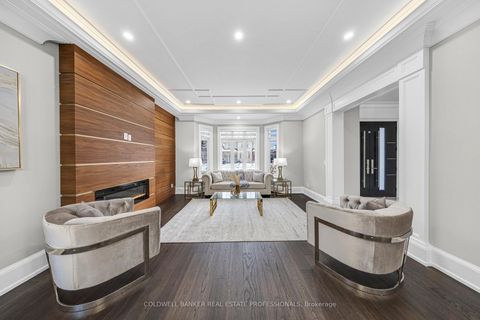 Photo 7 at 4 Lovering Road, L'Amoreaux, Toronto