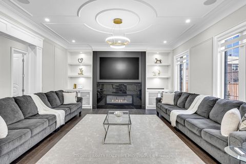 Photo 12 at 4 Lovering Road, L'Amoreaux, Toronto