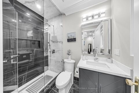 Photo 28 at 4 Lovering Road, L'Amoreaux, Toronto