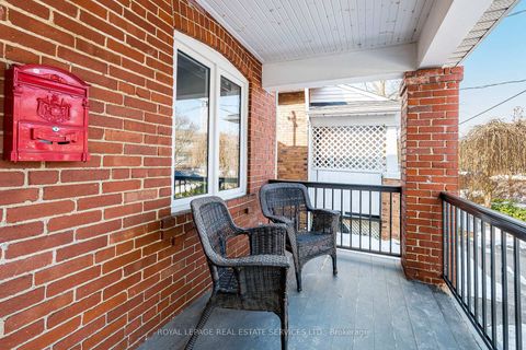 Photo 5 at 76 Ninth Street, New Toronto, Toronto