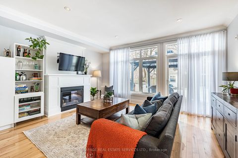 Photo 9 at 76 Ninth Street, New Toronto, Toronto