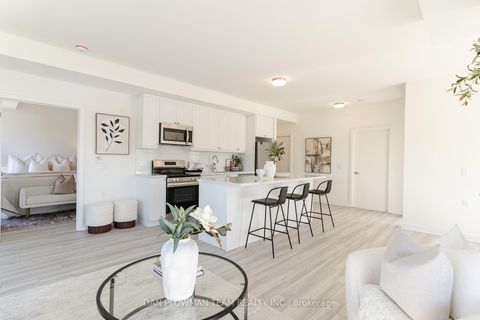 Photo 4 at 321 - 51 Clarington Boulevard, Bowmanville, Clarington