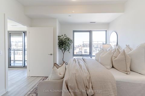 Photo 14 at 321 - 51 Clarington Boulevard, Bowmanville, Clarington