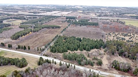 Photo 3 at 15725 Weston Road, Rural King, King