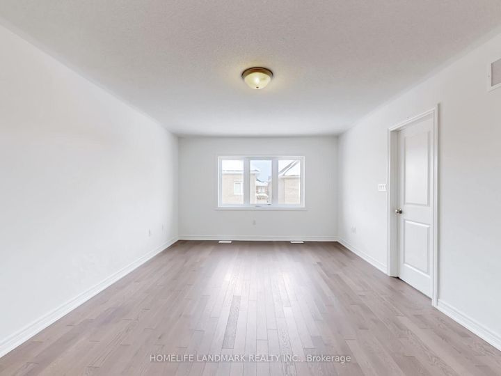 Photo 18 at 8 Bushwood Trail, Northwest Brampton, Brampton