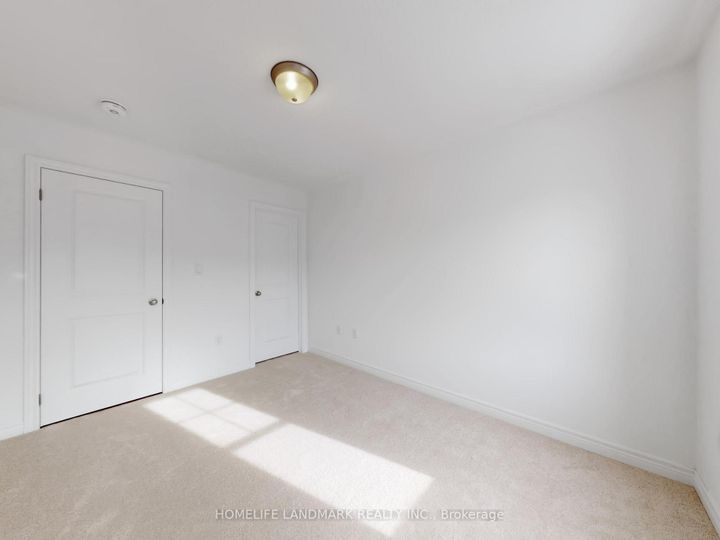 Photo 28 at 8 Bushwood Trail, Northwest Brampton, Brampton