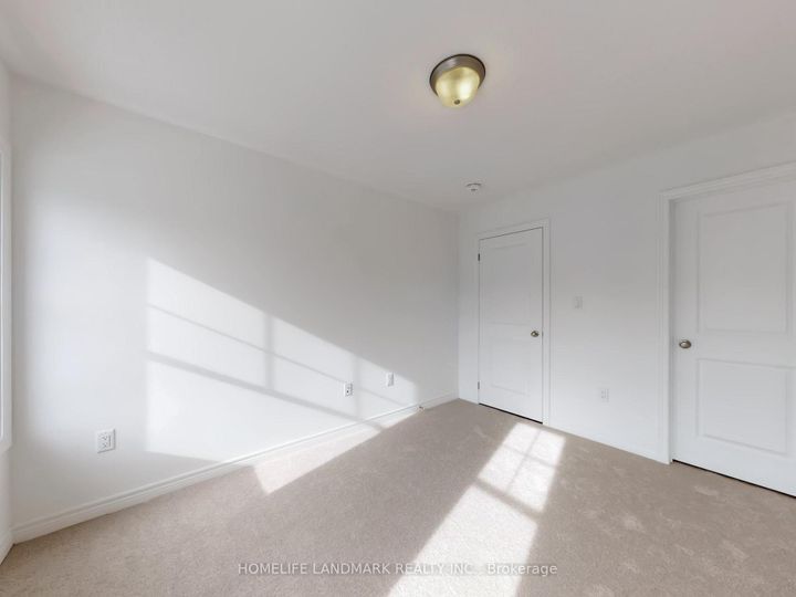 Photo 29 at 8 Bushwood Trail, Northwest Brampton, Brampton