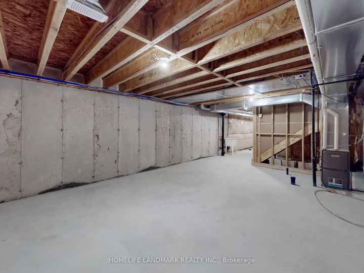 Photo 38 at 8 Bushwood Trail, Northwest Brampton, Brampton