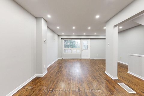 Photo 9 at 62 - 441 Military Trail, Morningside, Toronto