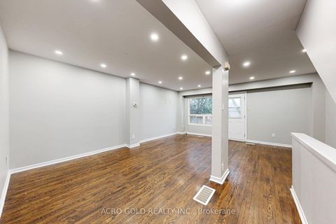 Photo 10 at 62 - 441 Military Trail, Morningside, Toronto