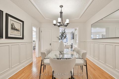 Photo 3 at 25 Fleming Crescent, Leaside, Toronto