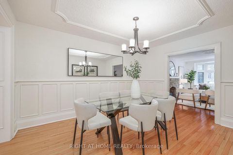 Photo 4 at 25 Fleming Crescent, Leaside, Toronto