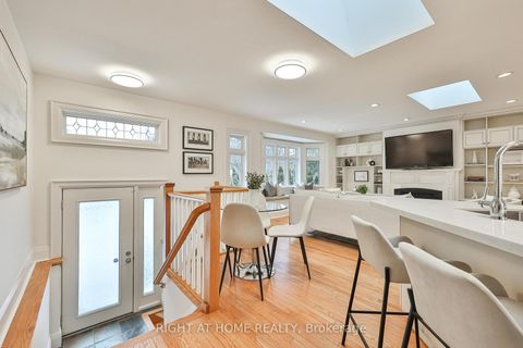 Photo 15 at 25 Fleming Crescent, Leaside, Toronto