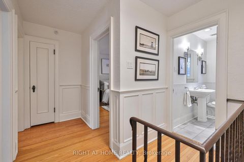 Photo 19 at 25 Fleming Crescent, Leaside, Toronto