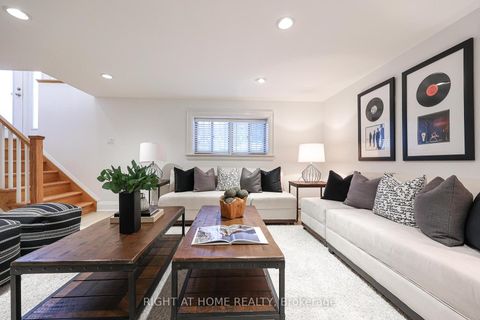 Photo 27 at 25 Fleming Crescent, Leaside, Toronto