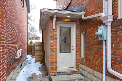 Photo 34 at 25 Fleming Crescent, Leaside, Toronto