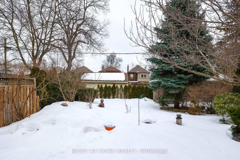 Photo 35 at 25 Fleming Crescent, Leaside, Toronto