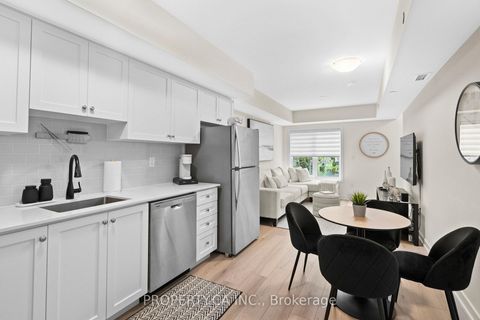 Photo 4 at 2207 - 58 Elizabeth Street S, Mill Pond, Richmond Hill